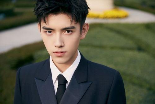 爆料娱乐圈陈飞宇,揭秘明星背后的故事 第3张 爆料娱乐圈陈飞宇,揭秘明星背后的故事 第3张